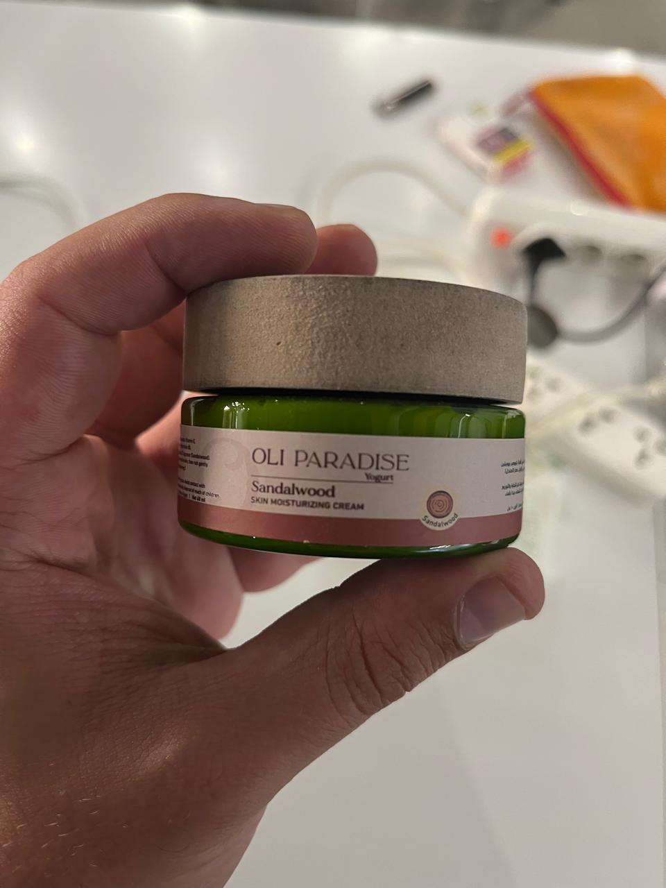 " OLI PARADISE SANDALWOOD CREAM 60ML"