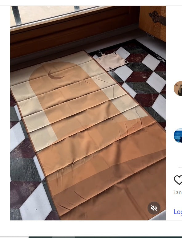 مصلية محمولة بميدالية