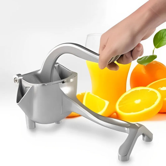• Offer: The amazing yogurt maker + fruit juicer