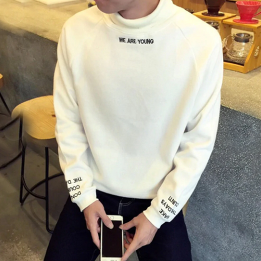 • Offer (Black KARL sweatshirt + white high-neck sweatshirt) L