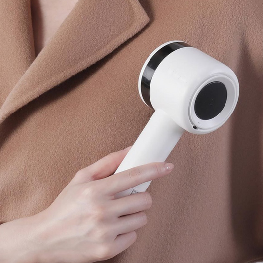 • Modern USB Lint Remover